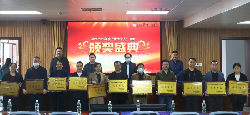 懷化吉光琴行有限公司,懷化吉光琴行,懷化鋼琴，懷化琴行，懷化雅馬哈鋼琴